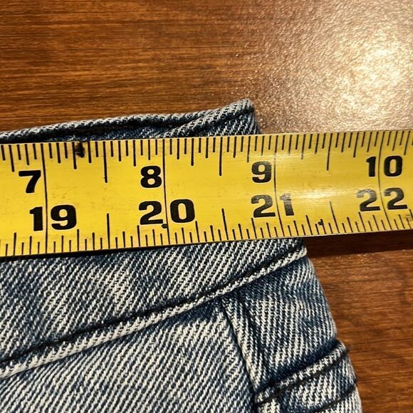Lane Bryant size 20 Girlfriend shorts. - Picture 4 of 7